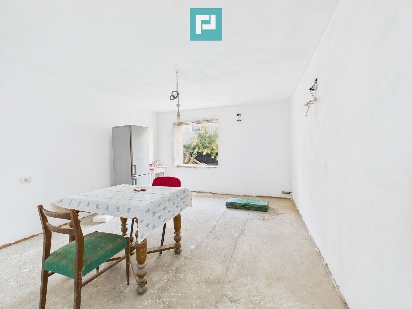 Casă cu 3 camere în Galșa, Arad, teren 1197 mp - Poză 7