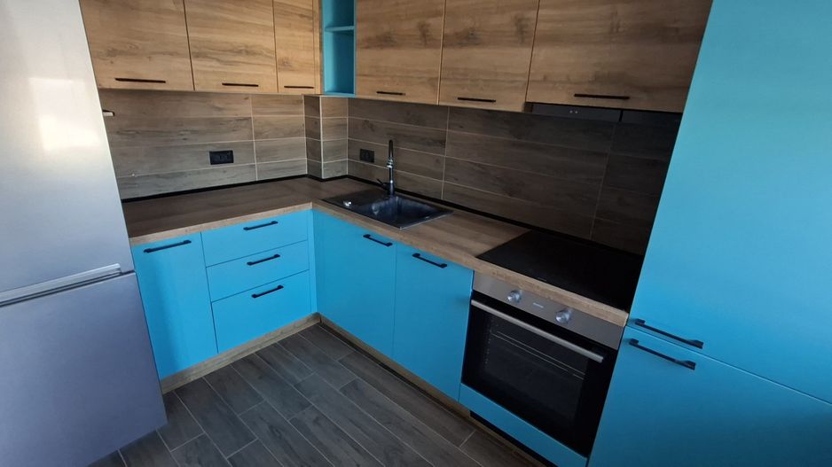 Apartament cu 3 camere, 2 bai si loc de parcare - Poză 12