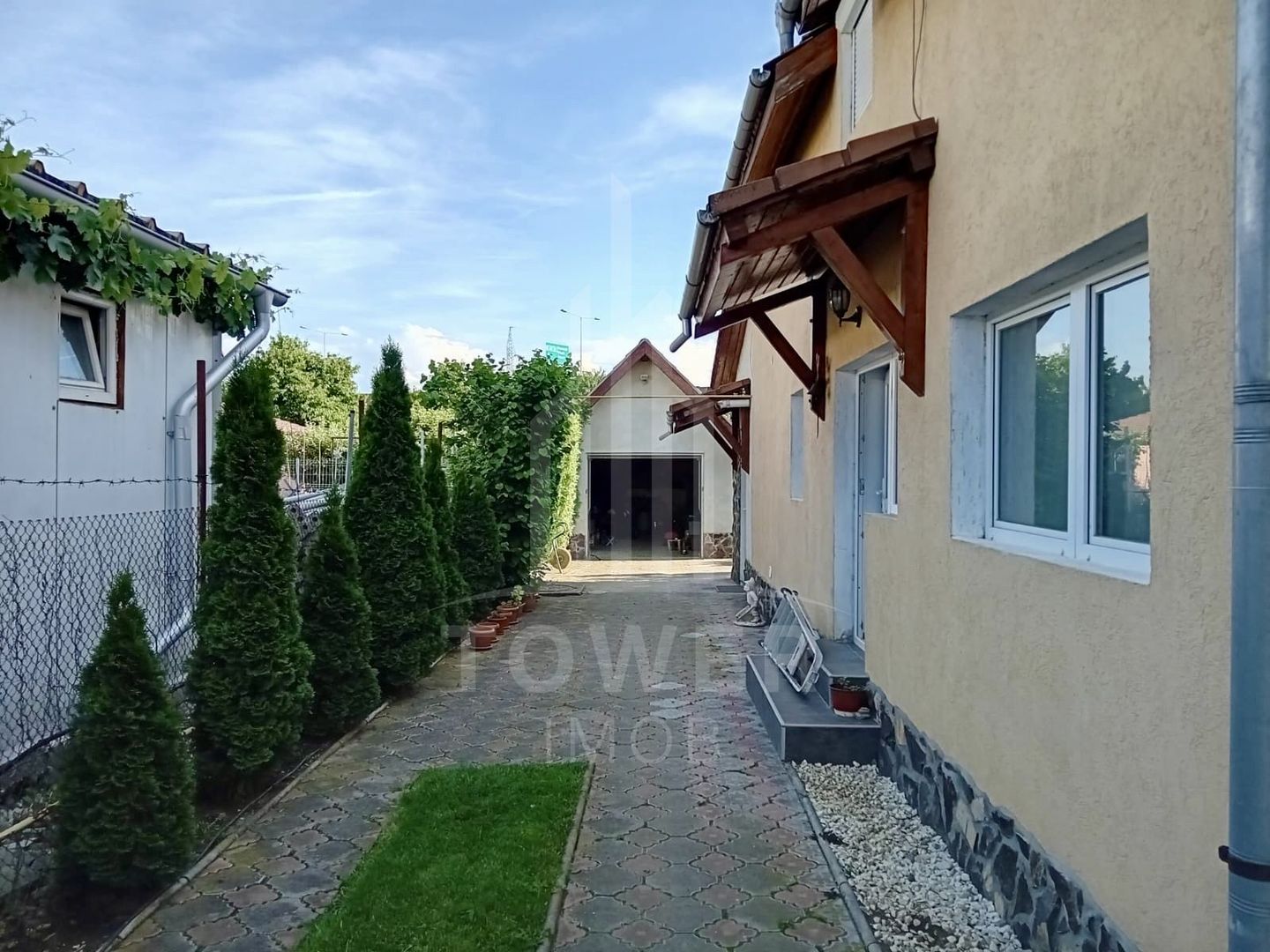 Casă la Cheie cu Garaj • Mutare Imediată • Gușterița,  Sibiu - Poză 2