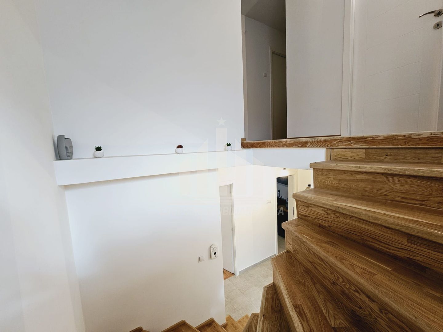 Apartament 3 camere |Scara interioara | 76mp | Renovat complet |Centru - Poză 6