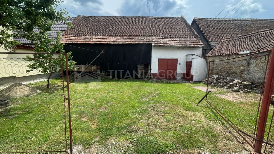 Casa cu teren 1800 mp in Dumbravita,  comision 0 - Poză 2