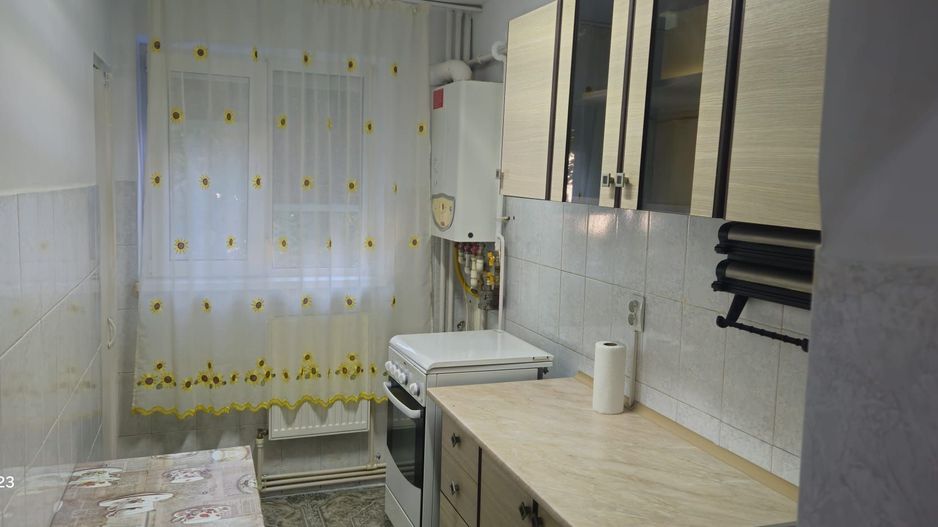 De inchiriat 1 camera Micro 21,mobilat si utilat,parter - Poză 8