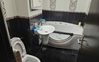 Apartament 3 camere, Modern, Parcare Privata - Renovat - Termen Lung - Poză 8