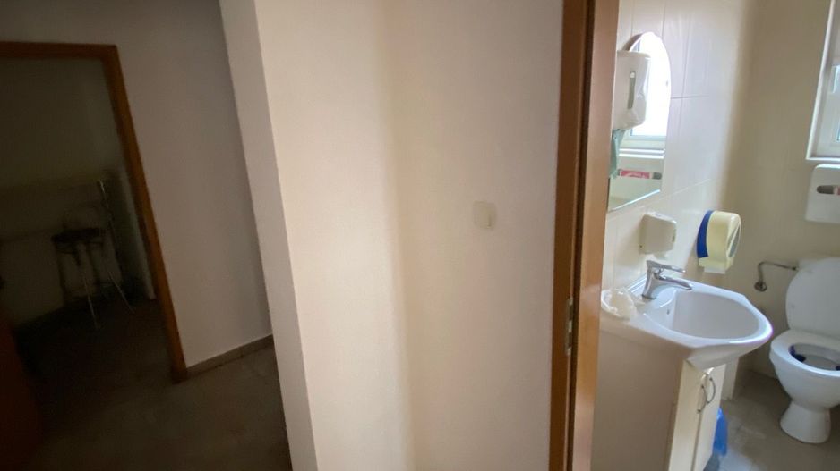 Cladire de birouri zona Olimpia Stadion  suprafață 1.100 mp - Poză 22