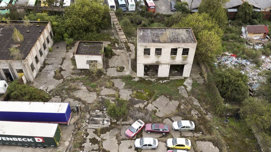 Teren industrial de 6,820mp Strada Poetului - Poză 9