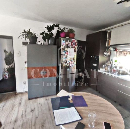 Apartament 3 camere | etaj intermediar | Zona Teilor - Poză 5
