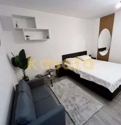 Garsonieră de închiriat lângă Plaza România | Renovată recent - Poză 2