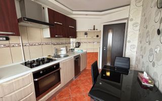 Apartament 3 camere de inchiriat Sibiu - Poză 2