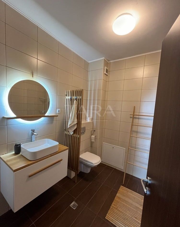 Apartament ultrafinisat 3 camere, zona Muzeul Apei - Poză 13