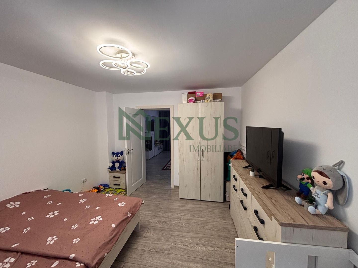 Apartament cu 2 camere, renovat complet, str.Libertății, Moinesti - Poză 14