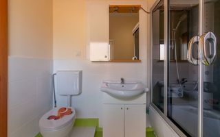 Oportunitate! Vila spatioasa cu piscina Iancu Nicolae - Teren 990MP! - Poză 14