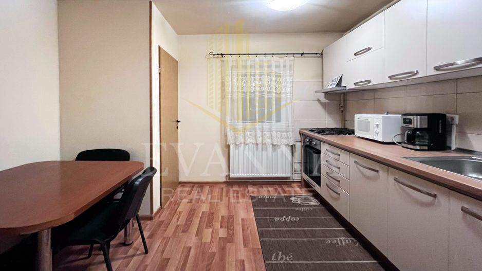 De vanzare 4 camere | 90 mp utili | balcon | zona Garii. - Poză 1