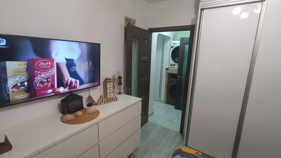 APARTAMENT 3 CAMERE DRUMUL TABEREI BLOC 1974 ETAJ 1 - Poză 3