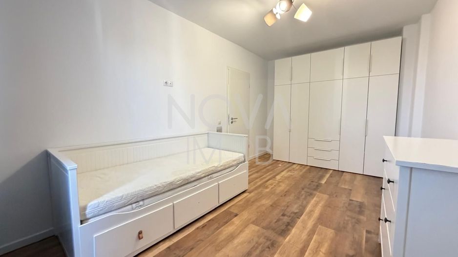 Apartament 3 camere, 2 balcoare, Calea Surii Mici - Poză 7