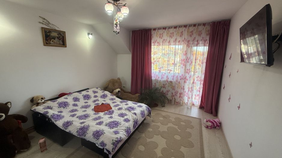 Vila de vânzare 160 mp - complet mobilată și utilata  - Câmpina ! - Poză 17