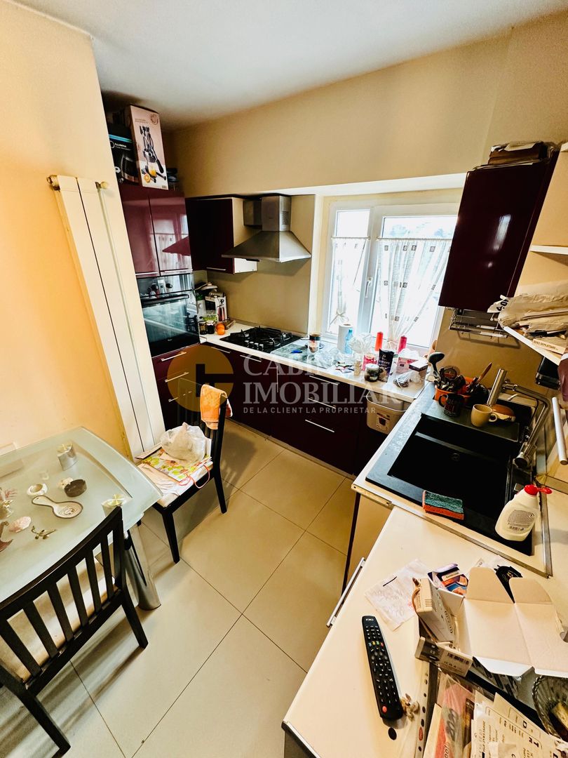 3 Camere Decomandat -  Esplanada Nicolina 1- Bloc 1990 - Poză 10