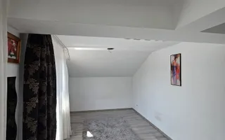 Casă cu piscină și garaj, teren 775 mp – Valea Borcutului - Poză 12