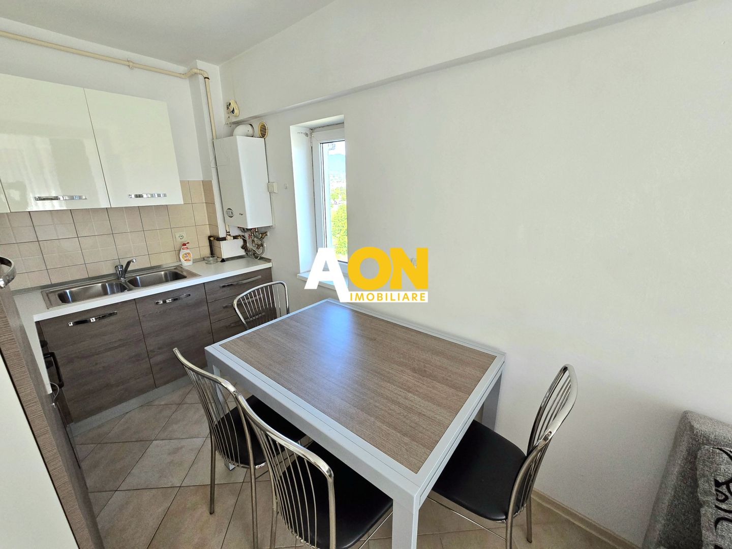 Apartament 2 Camere, Bloc Nou, Zona Stadion - Poză 5