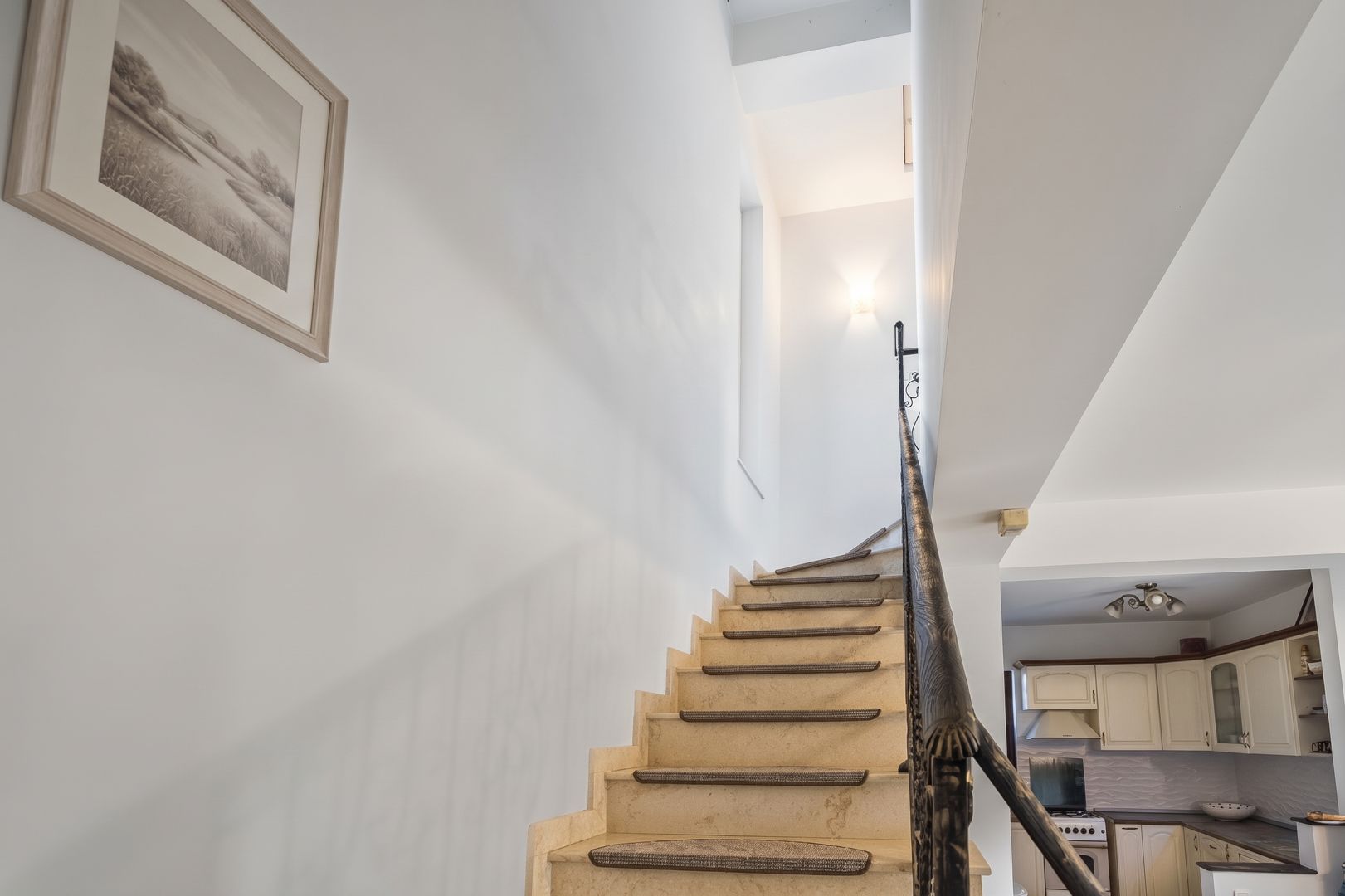 Casă individuală 3 camere | Teren 178 mp | Tunari | Construcție 2018 - Poză 6