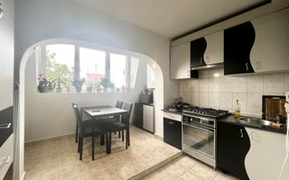 Apartament cu 2 camere decomandate in Zorilor - Poză 4