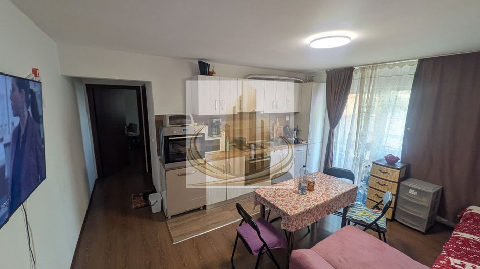 : apartament  de vanzare 3 camere, zona Modern - Poză 1