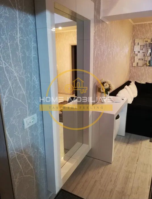 Etajul 2/ Apartament 3 camere/   Fara Risc Seismic/Zona Podu Ros! - Poză 2