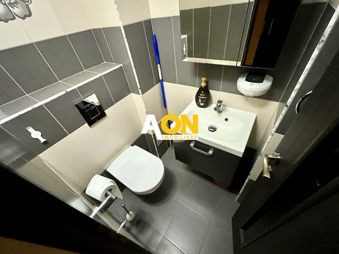 Apartament 3 Camere, Etaj 2, Zona Liceului sportiv - Poză 13