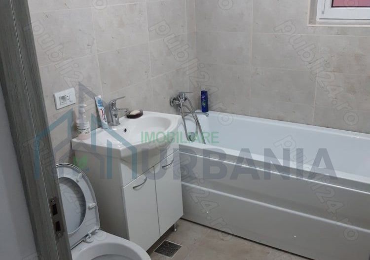 Casă complet renovată și utilată, sat Prisacani - Poză 3