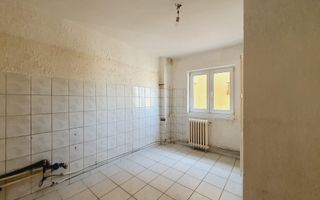 Apartament cu 3 camere decomandate, Cetate - zona Liceului Sportiv - Poză 4