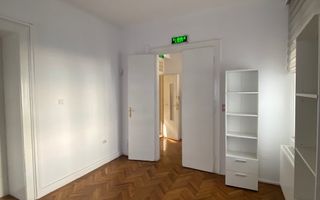 Spatiu de birou zona centrală - Poză 15