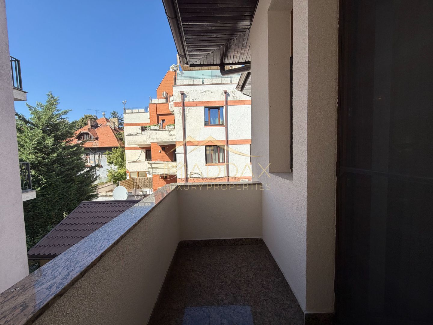 Apartament de inchiriat /4 camere in vila *153mp* +parcare / Dorobanti Capitale - Poză 33