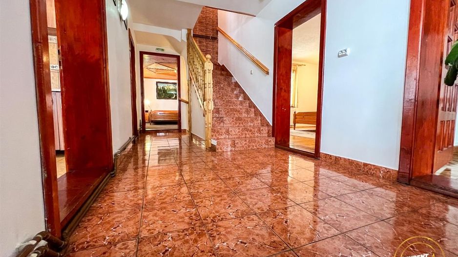 Pensiune in decor fermecator, loc de istorie si legenda, Moieciu de Jos, Bran - Poză 27