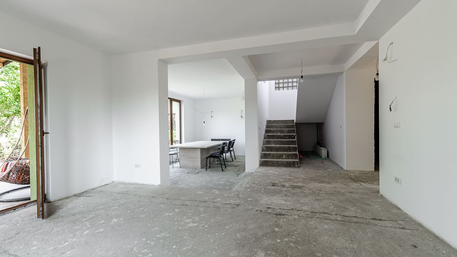 REDUCERE Casă nouă, spațioasă, în cartierul rezidențial din Curtici - Poză 7