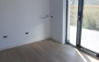 🏡 VILĂ DEOSEBITĂ MIROSLAVA - 190.000 Euro + TVA - Poză 13
