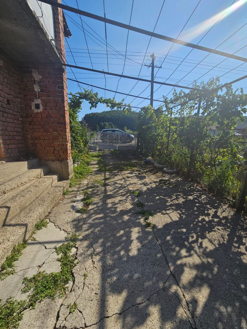 Inchiriere 2 case Draganu - cazare muncitori - Poză 11