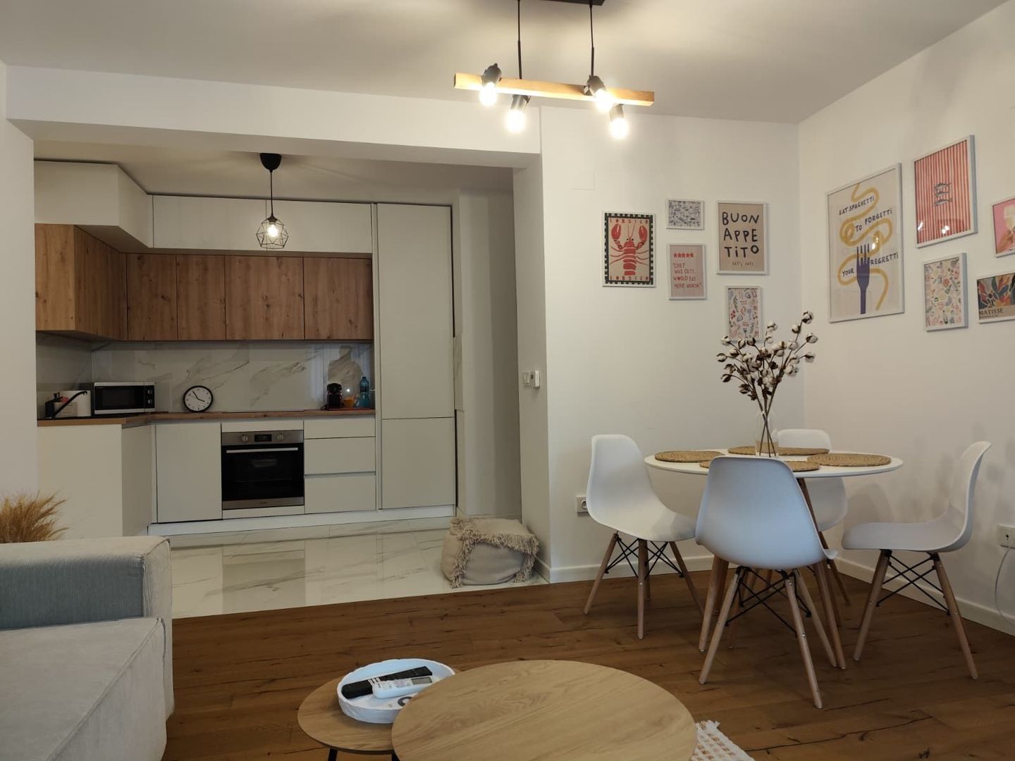 Apartament 2 camere de inchiriat situat central, Oradea - Poză 11