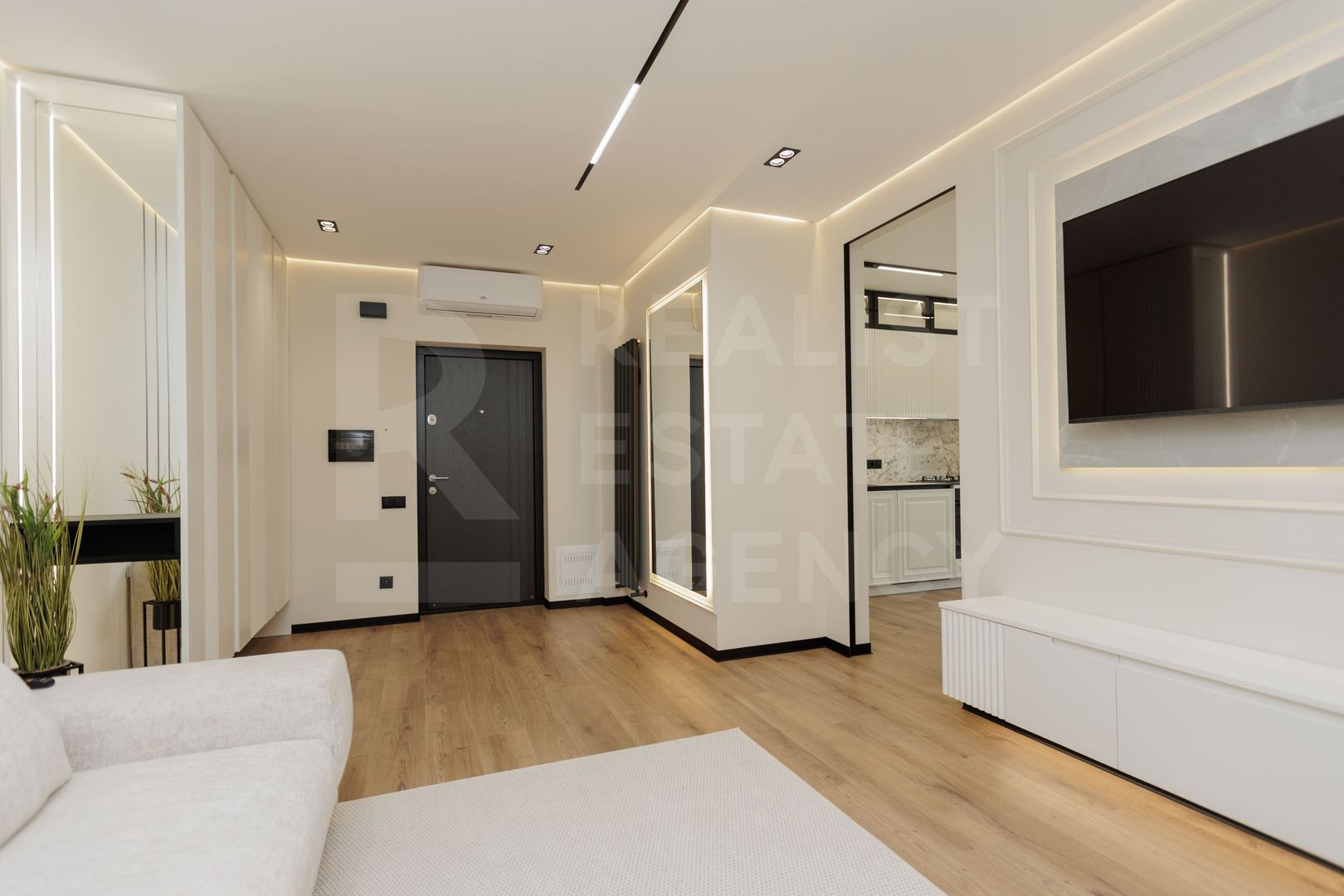 Vanzare apartament 2 cameră, str. Vasile Lupu, Buiucani - Poză 3