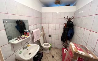 Casa pretabila Pensiune/Camin de Varstnici + Spatii Comerciale Parter - Poză 11