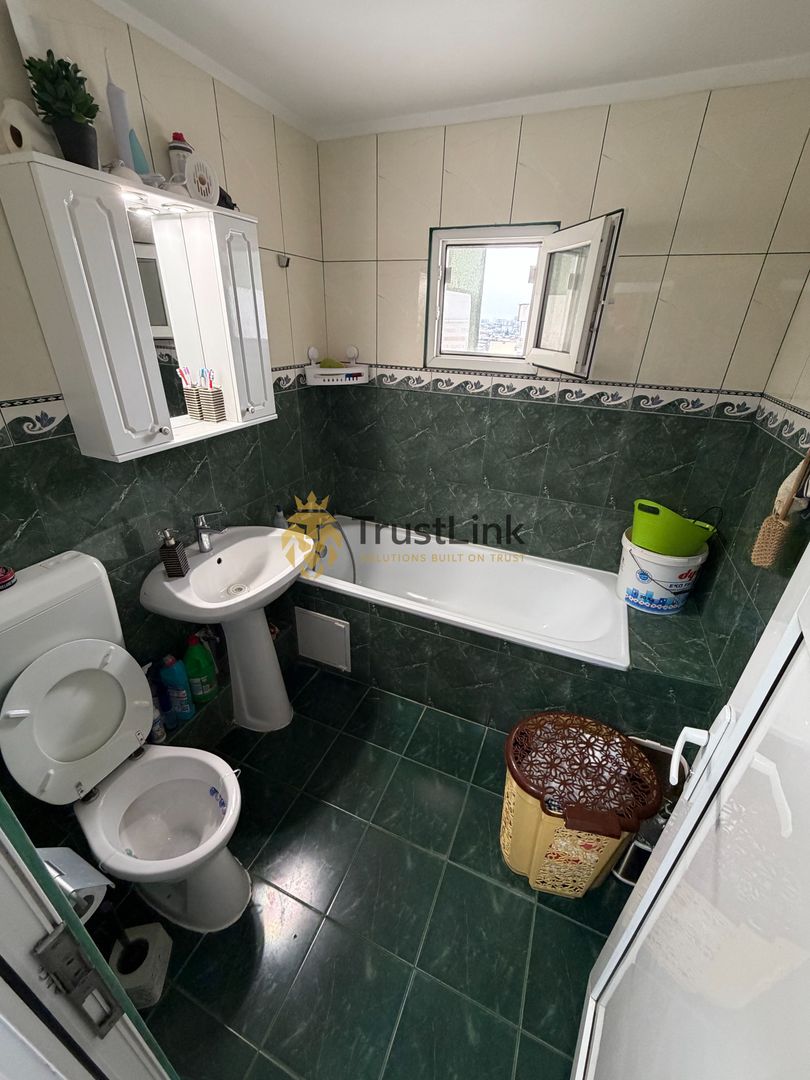 Apartament 3 camere de vanzare Alexandriei intersectie Margeanului - Poză 8