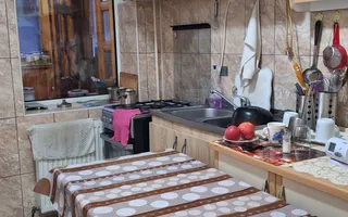 Casă tip triplex 2 camere de vânzare Curtea de Argeș Central / Spațiu Birouri - Poză 16