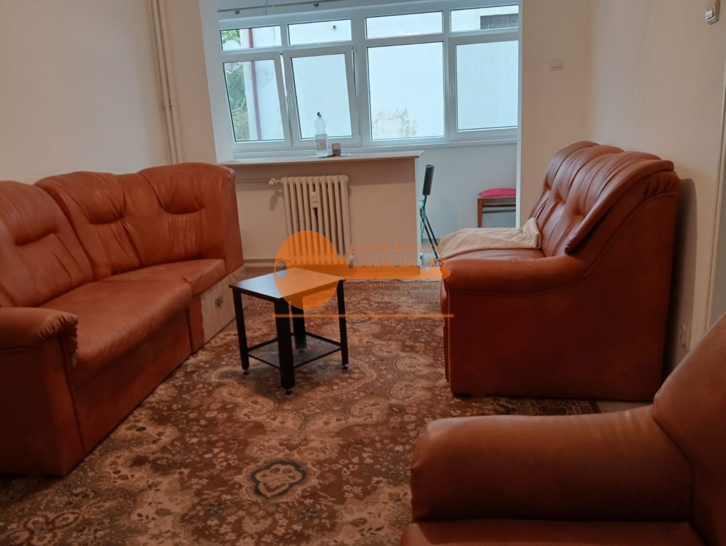 Apartament cu 2 camere in zona Constructorilor - Poză 1