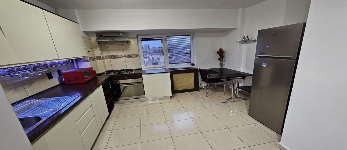 Inchiriere apartament B-dul Unirii stradal - Poză 4
