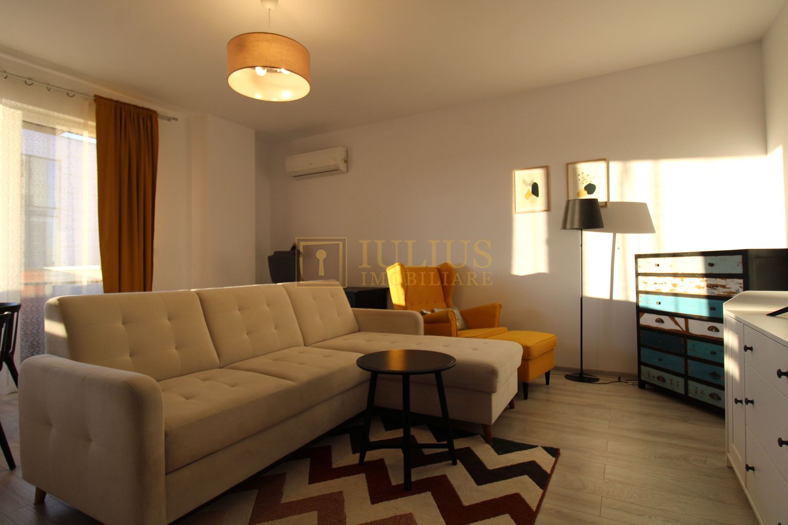 Iris Armoniei, 2 camere, centrala proprie - Poză 1