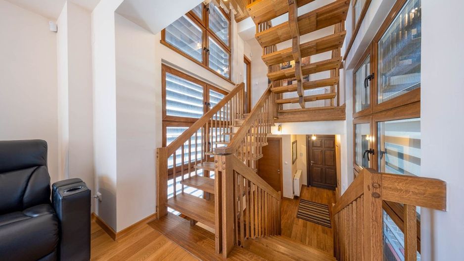 Vilă exclusivista 6 camere/ Panorama/Trei Brazi, Predeal - Poză 4