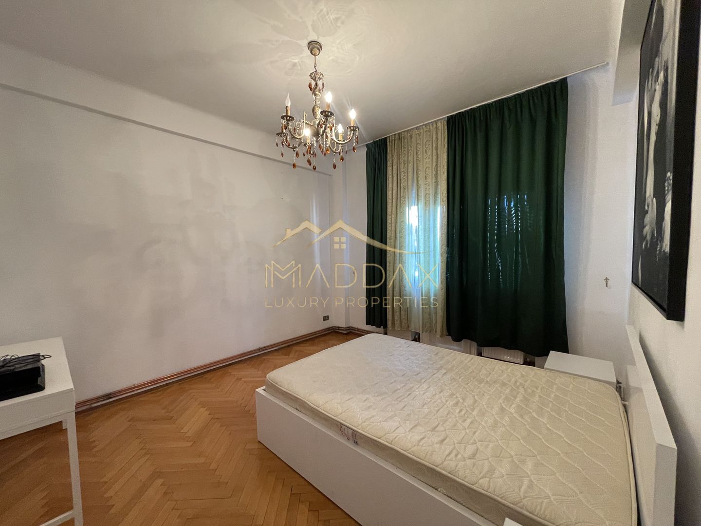 Apartament 5 camere****zona Centrala - Poză 12
