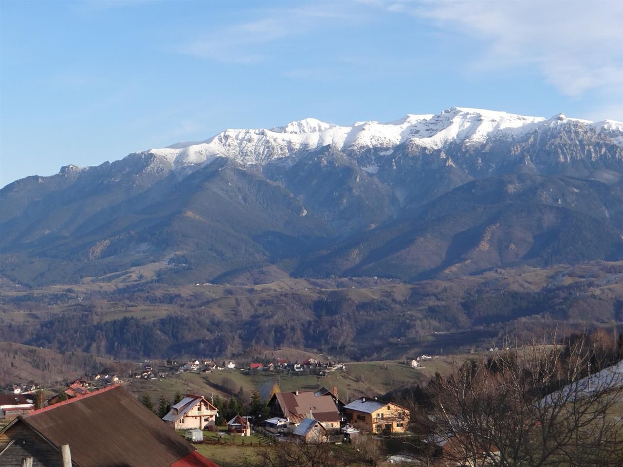 In locatia de basm: - Pestera, Moieciu, Brasov, utilitati, accesibilitate - Poză 3