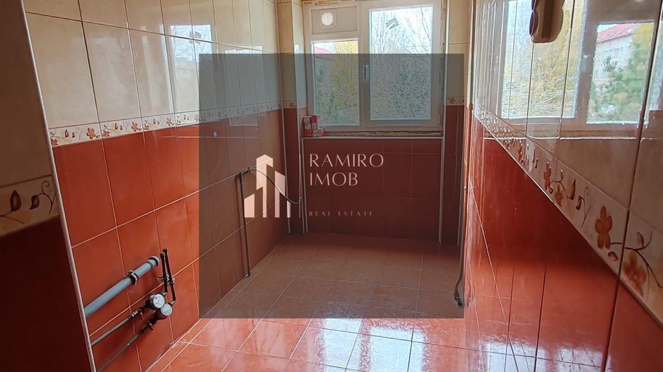 APARTAMENT 2 CAMERE,  SECTOR 4/LUICA, 39 MP, BLOC ANVELOPAT - Poză 3