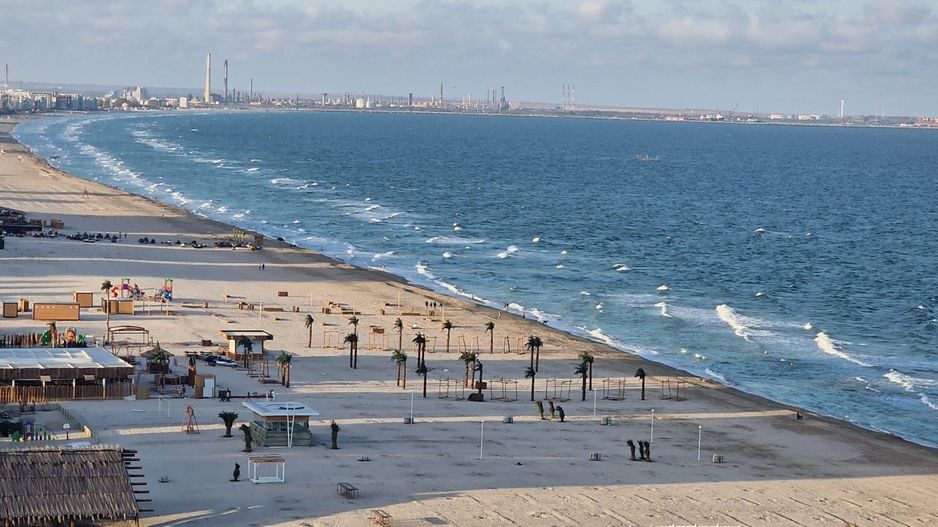 Apartament de 2 camere Marina Tower vedere la mare - Poză 3