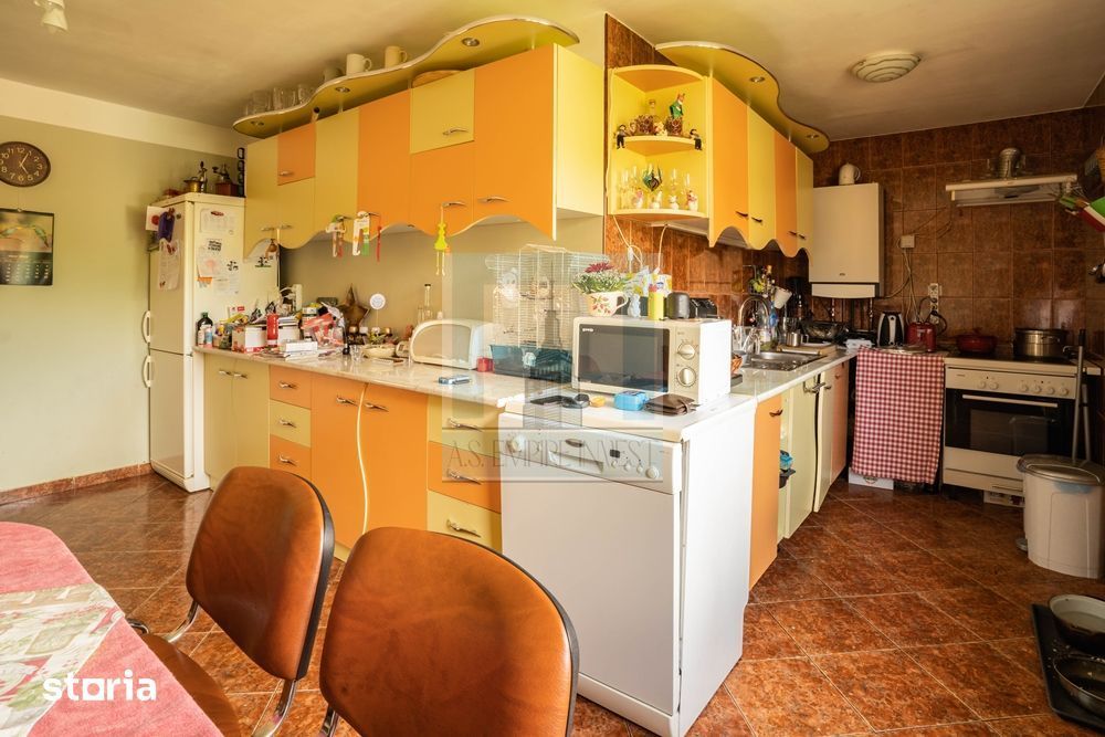 Casă/Vila de vânzare/ zona Sacele - Poză 19