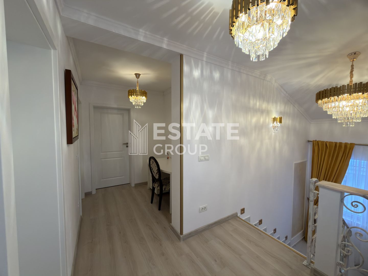 Casa individuala cu 5 camere in Dumbravita - Poză 10